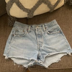 Barely worn Levi’s denim shorts.